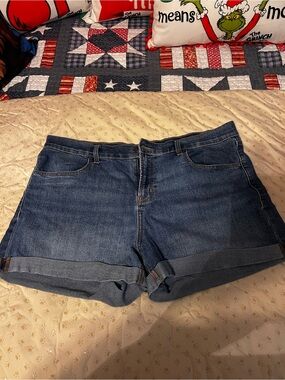 Old Navy  Denim Roll-Cuff Women’s Shorts - Blue